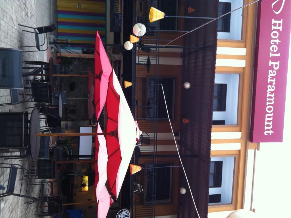 Hotel Paramount Biringkanya Exterior photo